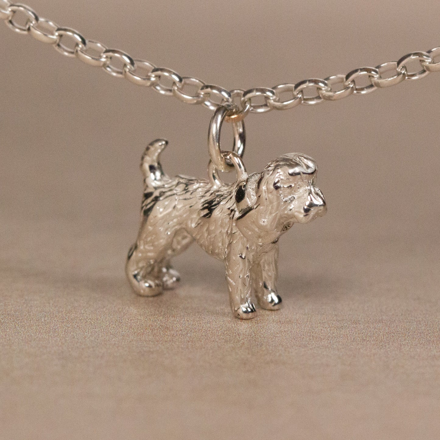 Pulsera de cadena delicada de Cockapoo - Personalizada - Plata de ley