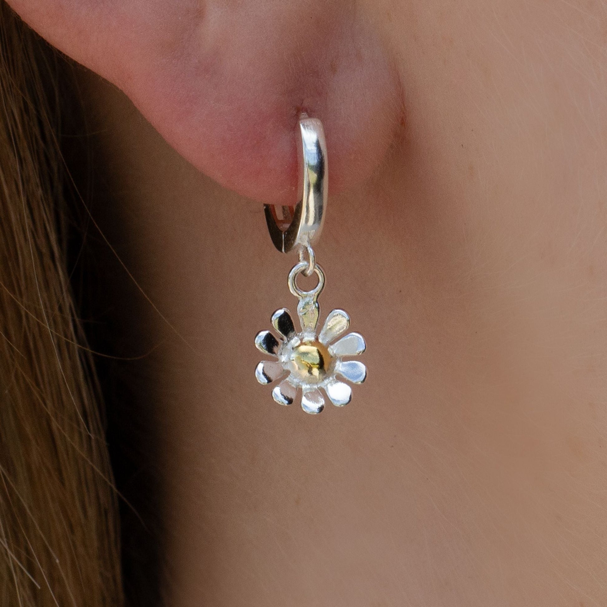 Sterling Silver Daisy Earrings - MYLEE London